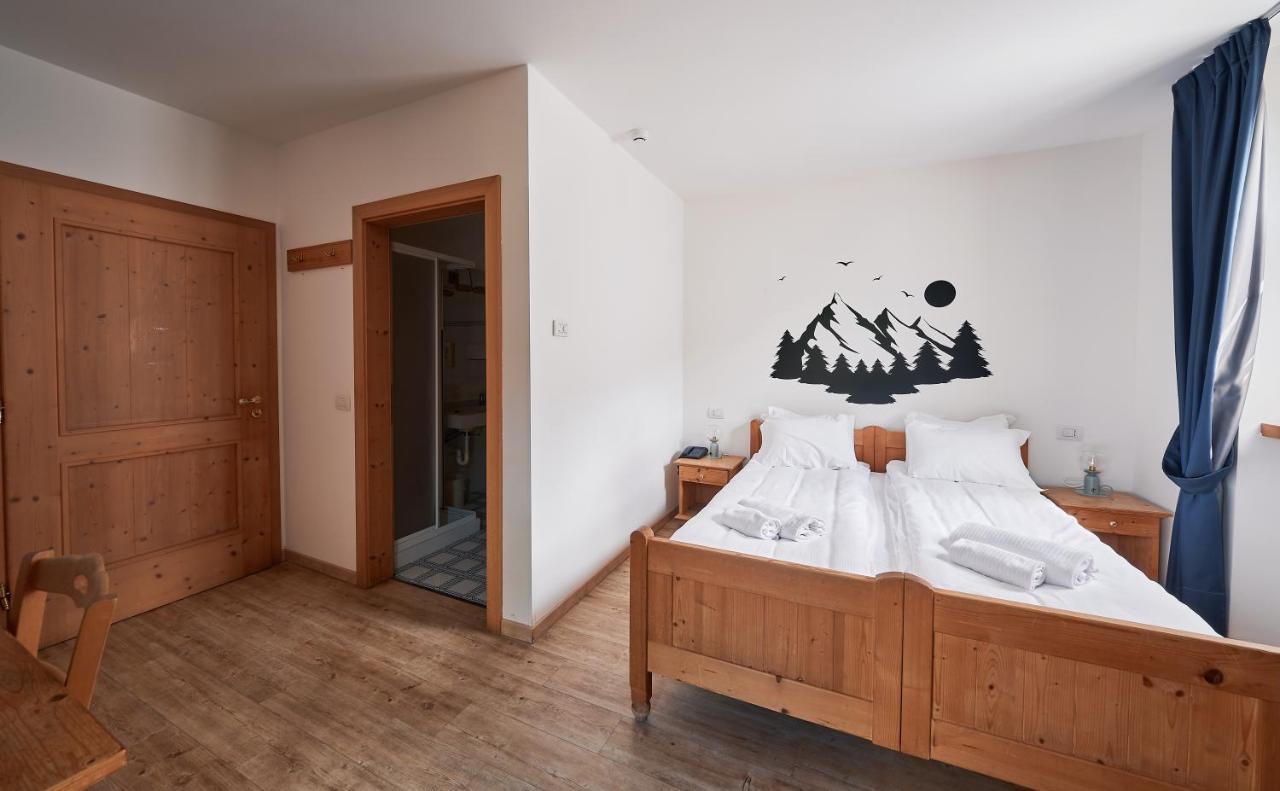 Hotel Bed & Bike Ledro モリーナ・ディ・レードロ エクステリア 写真