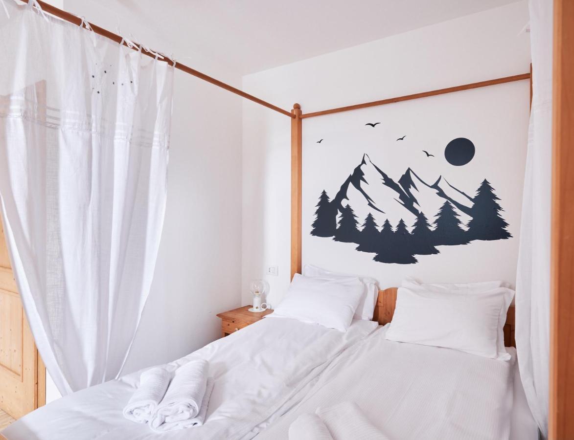 Hotel Bed & Bike Ledro モリーナ・ディ・レードロ エクステリア 写真