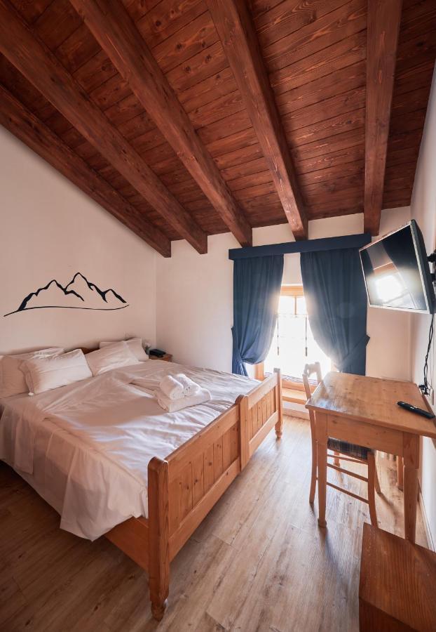 Hotel Bed & Bike Ledro モリーナ・ディ・レードロ エクステリア 写真